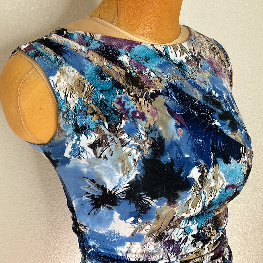 Abstract Multicolor Dress with Ruched Sides - Picture 5 of 10